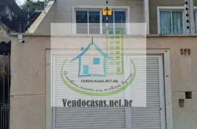 Casa assobradada à venda ? conforto e localização privilegiada!