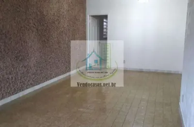 Casa térrea comercial, 4 salas, 4 vagas, centro de santo amaro.