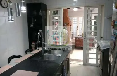 Sobrado com 5 dormitórios, 3 suites todo reformado venda campo grande