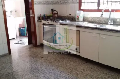 Casa em condomínio fechado com 4 quartos para alugar na Rua Alceu Antônio da Luz, 111, Campo Grande, São Paulo