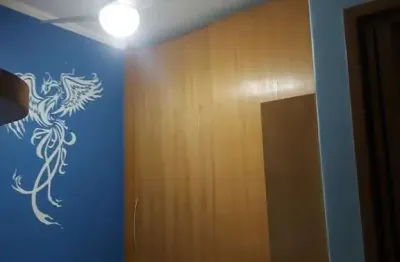 Casa excelente com 3 dormitórios sendo todos suite com armarios embutido piso em madeira ,cozinha co