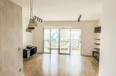 Apto com sala ampliada com churrasqueira 2 dormitórios com armários embutidos ,sacada fechada ,cozin