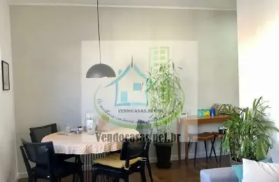 Apartamento reformado e pronto para morar, localizado em moema indios, fora da rota de aviões.