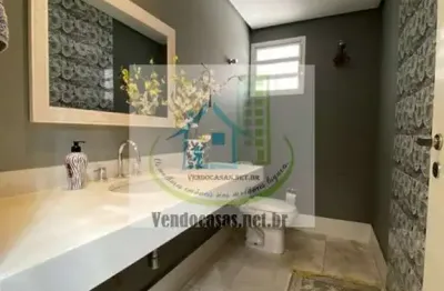 Casa com 3 quartos para alugar na Rua Épiro, 70, Vila Alexandria, São Paulo