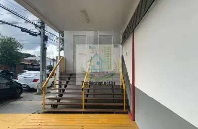 Barracão / Galpão / Depósito com 10 salas para alugar na Rua Quitanduba, 400, Caxingui, São Paulo