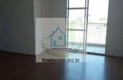 Apartamento com 3 quartos sendo 1 suíte no condomínio giardino, jardim prudência.