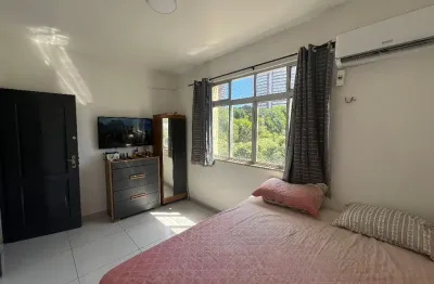 Apartamento com garagem em localização privilegiada no coração de nazaré!
