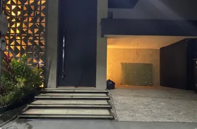 Casa Exclusiva | Estilo Industrial | Condomínio Jardim Marselha  Residência térrea com arquitetura industrial contemporânea, pensada para quem valoriza personalidade, amplitude e exclusividade.  • 3 s