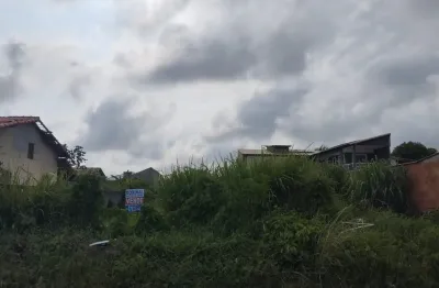 Terreno à venda na Rua Cinquenta e Sete, Jardim Atlântico Central (Itaipuaçu), Maricá