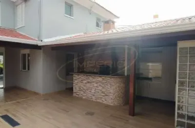 Casa em condomínio fechado com 3 quartos à venda no Parque Villa Flores