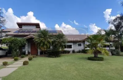 Casa em condomínio fechado com 4 quartos à venda em riviera santa cristina