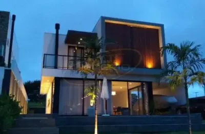 Casa com 4 quartos à venda na Rua Capitão Toto Duarte, Riviera Santa Cristina, Paranapanema