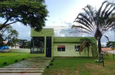 Casa em condomínio fechado com 3 quartos à venda em riviera santa cristina