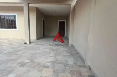 Casa com 3 quartos para alugar no jardim paraíba, jacareí  por r$ 3.000