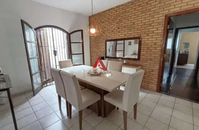 Casa com 3 quartos à venda na cidade salvador, jacareí  por r$ 490.000
