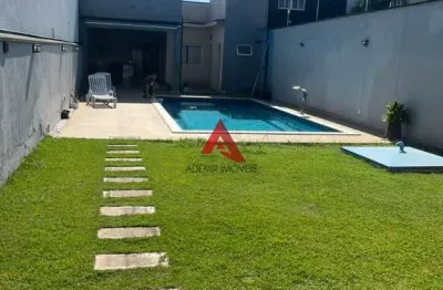 Casa comercial à venda no loteamento villa branca, jacareí  por r$ 695.000