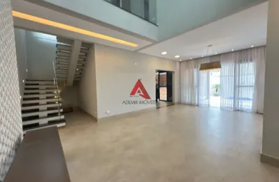 Casa em condomínio fechado com 4 quartos à venda no loteamento villa branca, jacareí  por r$ 2.641.000