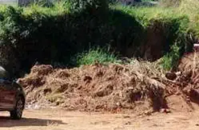 Terreno à venda no Jardim Pitoresco, Jacareí 