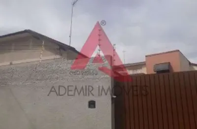 Casa com 3 quartos para alugar no jardim bela vista, jacareí  por r$ 3.500