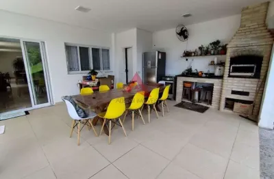 Casa em condomínio fechado com 5 quartos à venda no Chácaras Condomínio Recanto Pássaros II, Jacareí  por R$ 2.480.000