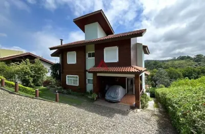 Casa em condomínio fechado com 5 quartos à venda em itapema, guararema  por r$ 2.800.000