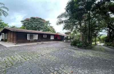 Casa em condomínio fechado com 3 quartos à venda no condomínio lagoinha, jacareí  por r$ 1.300.000