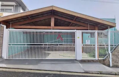 Casa com 3 quartos à venda no loteamento villa branca, jacareí  por r$ 750.000
