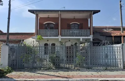 Casa com 4 quartos à venda no jardim das indústrias, são josé dos campos  por r$ 1.010.000