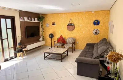 Casa com 3 quartos à venda no nogueira, guararema  por r$ 660.000