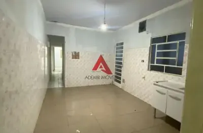 Casa com 2 quartos para alugar no jardim panorama, jacareí  por r$ 1.100