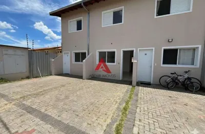 Casa em condomínio fechado com 2 quartos para alugar no Jardim Jacinto, Jacareí  por R$ 2.200