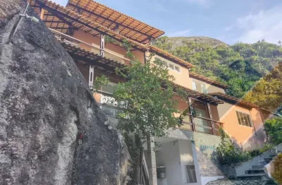 Casa em condomínio fechado com 4 quartos à venda em Itacoatiara, Niterói 