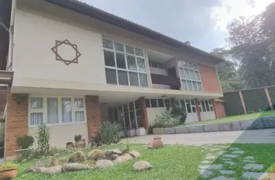 Imperdível casa à venda em nova friburgo-rj, parque são clemente, 6 quartos, 3 suítes, 3 salas, 5 banheiros, 4 vagas, 471m².