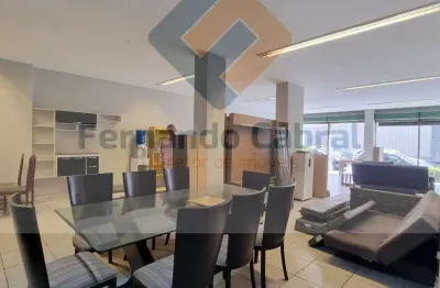 Oportunidade imperdível: loja para locação e venda no centro de niterói-rj, 1 sala, 1 banheiro, 140,00 m² de área.