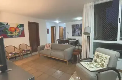 Apartamento à venda em icaraí, sol da manhã com três dormitórios.