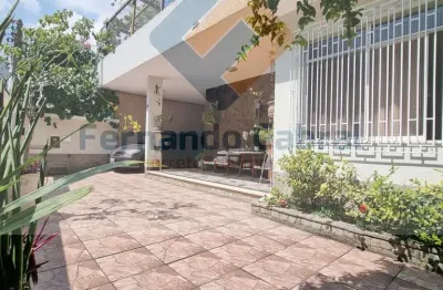 Casa duplex de alto padrão na vital brazil, niterói-rj: 3 quartos, 1 sala, 3 banheiros, 3 vagas de garagem, 210,00 m².