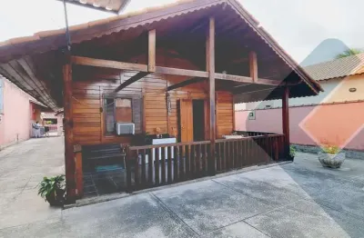 Casa à venda em maricá-rj, bairro barroco (itaipuaçu): 2 quartos, 1 suíte, 1 sala, 2 banheiros, 4 vagas, 120m².