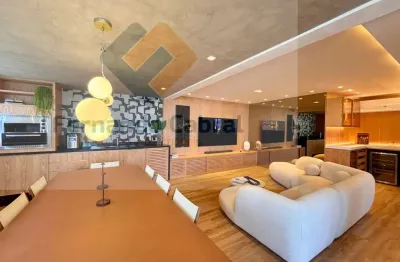 Cobertura de luxo no ingá - niterói-rj: 3 quartos, 3 suítes, 4 banheiros, 4 vagas, 239m² de puro conforto!