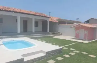 Imperdível oportunidade de adquirir uma casa em maricá-rj, no bairro jardim interlagos (ponta negra) com 2 quartos, 1 suíte e 180m²!