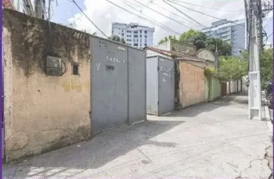Casa à venda em santa rosa, niterói-rj: 3 quartos, 1 sala, 2 banheiros, 5 vagas de garagem, 123m² de área.