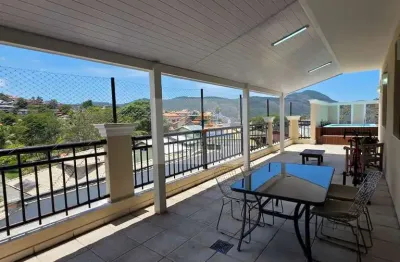 Cobertura à venda em Niterói-RJ, Piratininga: 4 quartos, 2 suítes, 1 sala, 220 m² de área. Aproveite!