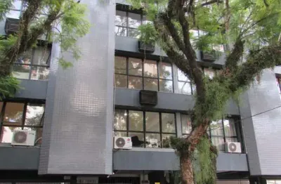 Conjunto Comercial com Garagem no 5º Andar – Venda ou Locação