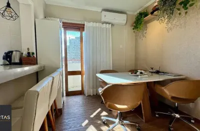 Apartamento de 1 quarto, sacada, 1 vaga, elevador no bairro Independência.