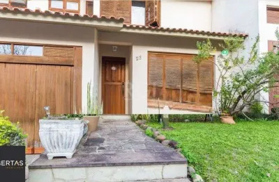 Casa Condominio para Venda - 195m², 4 dormitórios, sendo 1 suites, 2 vagas - Teresópolis