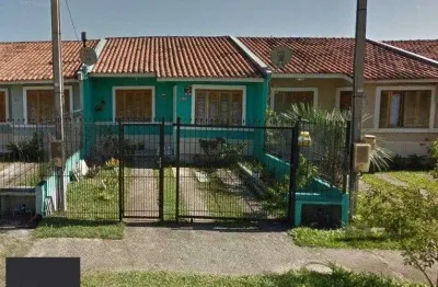 Casa com 2 quartos, churrasqueira, no bairro Hípica, Porto Alegre/RS