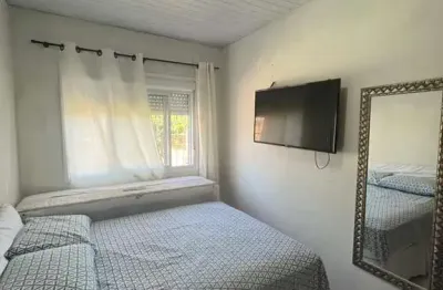 Casa com 2 quartos à venda na Rua Solon Vieira Marques, 1169, Restinga, Porto Alegre