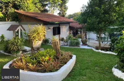 Sítio para Venda - 2000m², 3 dormitórios, 2 vagas - Ponta Grossa