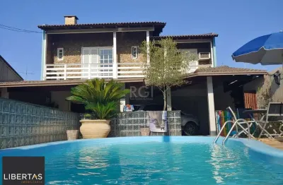 Casa para Venda - 250m², 3 dormitórios, sendo 1 suites, 5 vagas - Santa Rosa