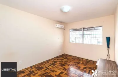 Apartamento para Venda - 82m², 3 dormitórios, sendo 1 suite, 1 vaga - Menino Deus