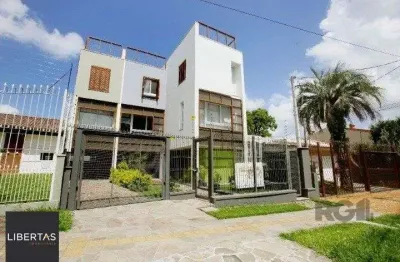 Casa com 2 quartos à venda na Rua Vinte e Quatro de Agosto, 136, Jardim Itu Sabará, Porto Alegre